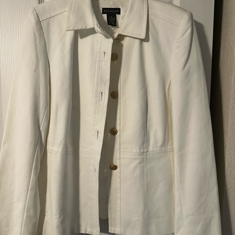 Rafaella White Vintage Blazer with Gold Buttons, and gold button sleeve detail